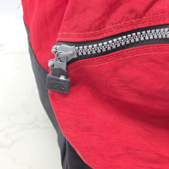 Vintage Marlboro Unlimited Duffle Bag Red Black Nylon Sports Gym Carry On Large - Picture 3 of 14